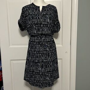NWT Banana Republic Black with Blue White Dress L